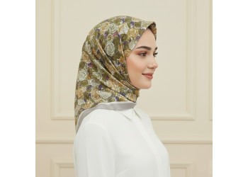 Soft Eşarp – Gül Harmoni Desen